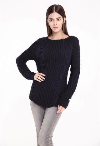 Pull noir col bateau